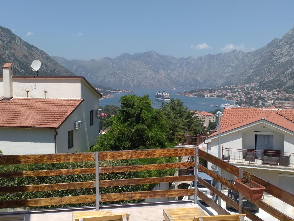 Apartments Gogo Kotor Buitenkant foto